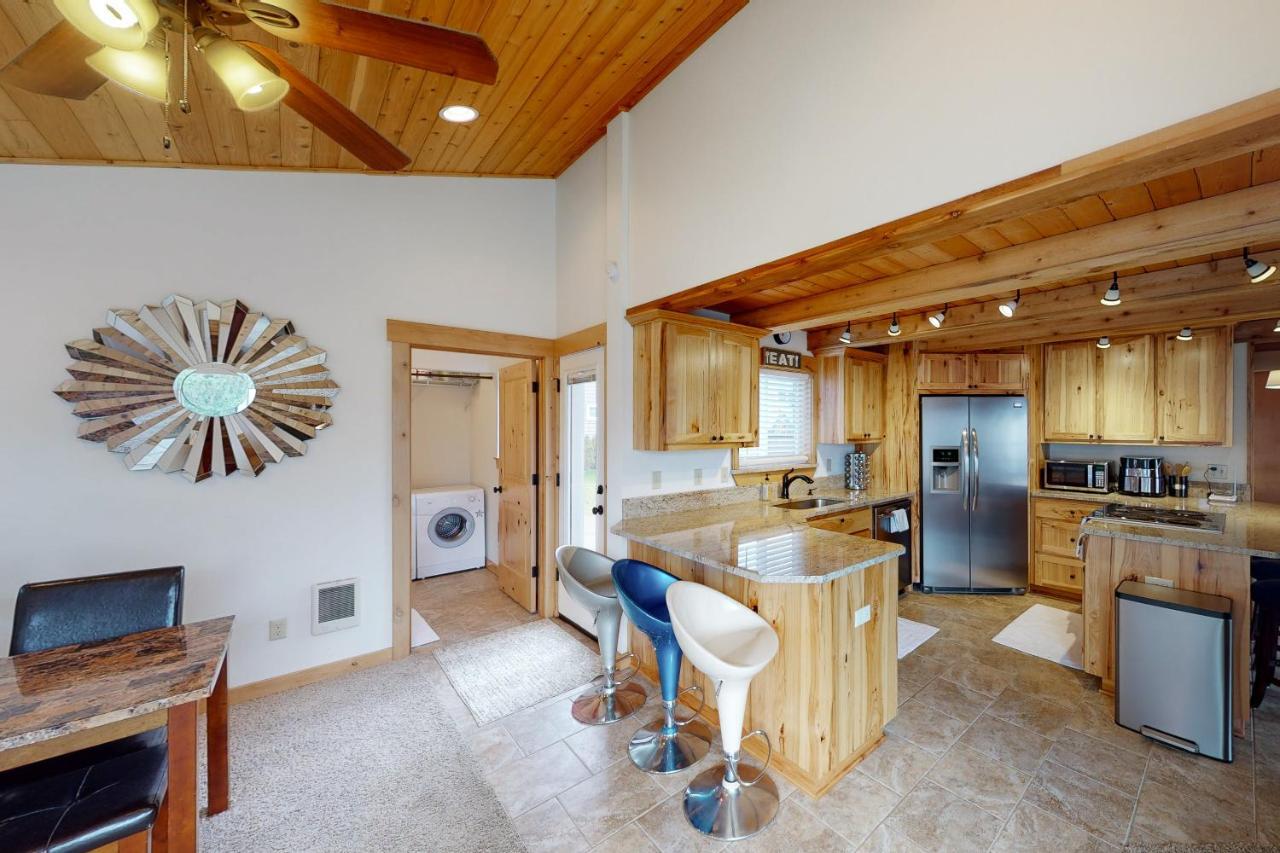Cozy On The Coast Holiday home